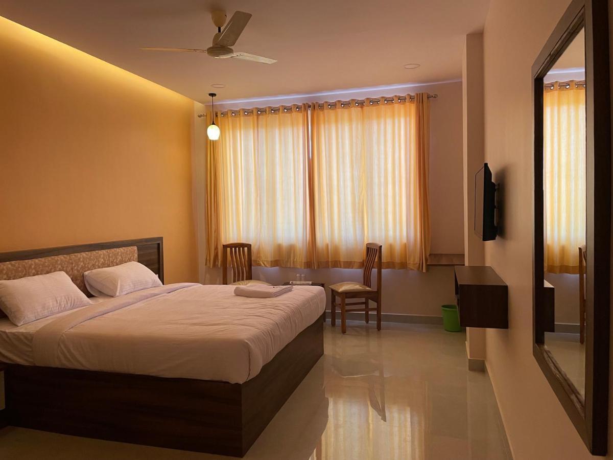 Hotel Lavender Elite Haldipur Bagian luar foto