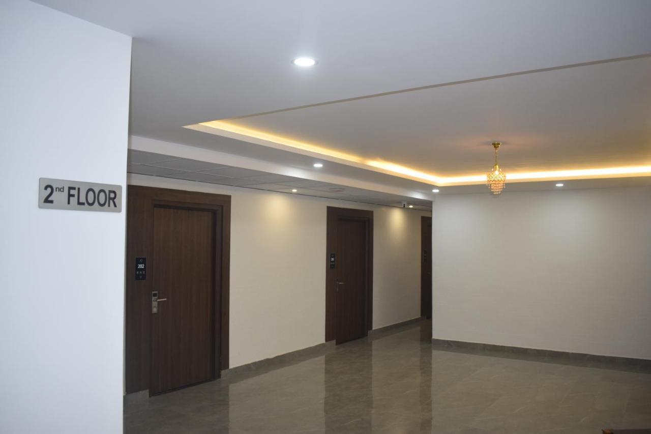 Hotel Lavender Elite Haldipur Bagian luar foto